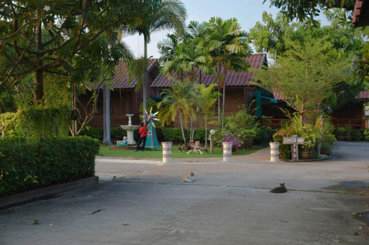 Mg Guesthouse Sukhothai Exterior photo
