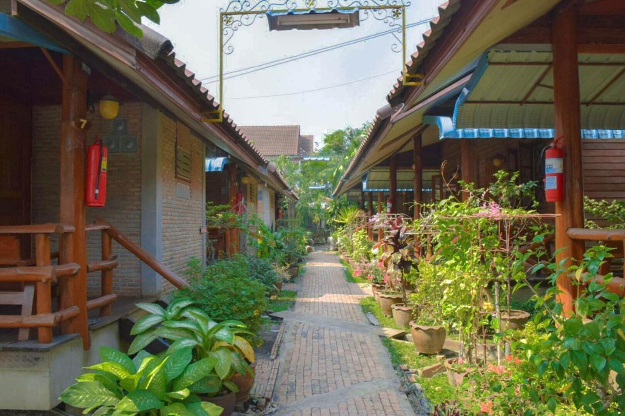 Mg Guesthouse Sukhothai Exterior photo